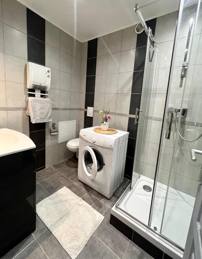 Appart Hotel Cozy Proche Centre, Parking Montbéliard Exterior foto